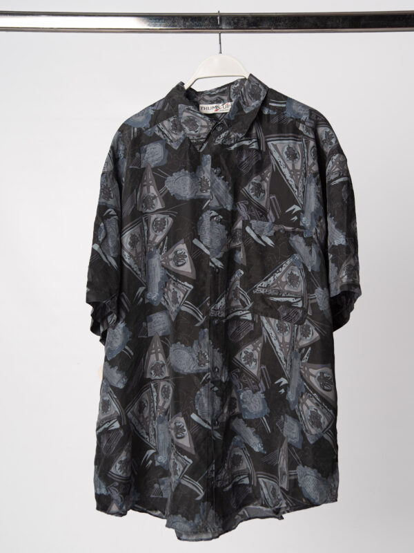 CARTER BUTTON UP