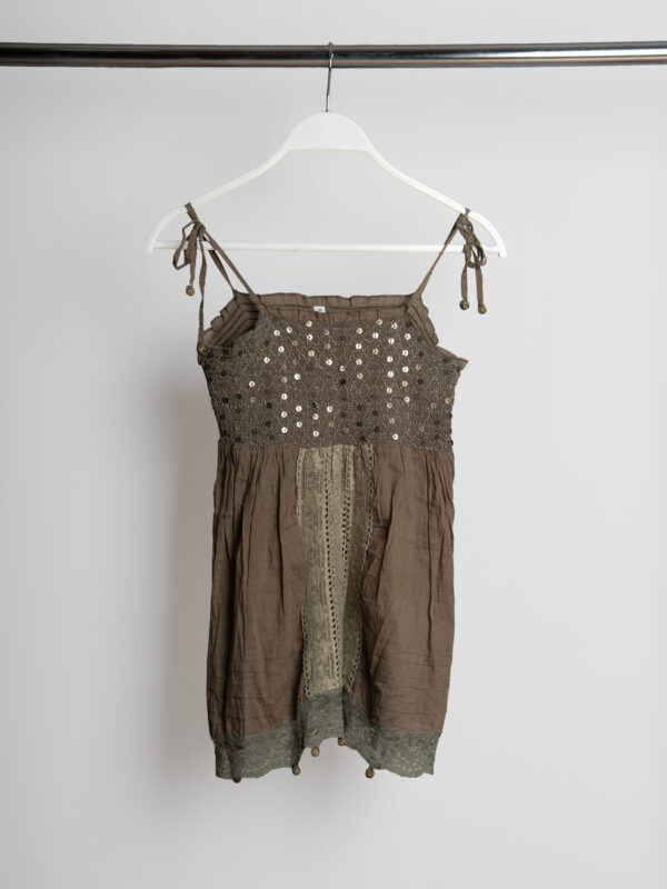 XENIA EMBELLISHED TOP