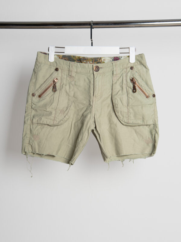 KYNTHIA YAYA UTILITY SHORTS